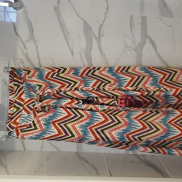 Lakhays wrap skirt with built in shorts, BOHO Beach, size small Aztec Tribal - Picture 2 of 10